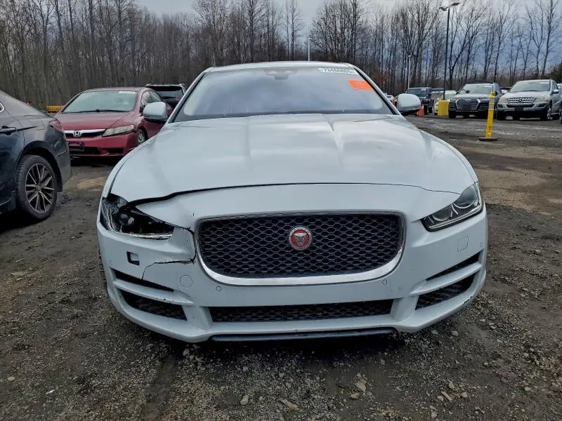 2018 JAGUAR XE PORTFOLIO LE  