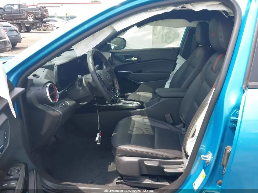2025 CHEVROLET TRAX FWD 2RS