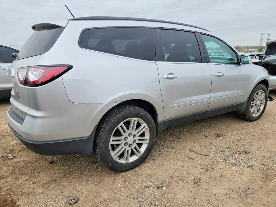 2015 CHEVROLET TRAVERSE LT  