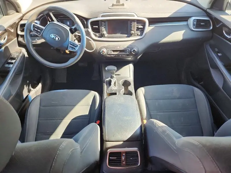 2019 KIA SORENTO LX V6  