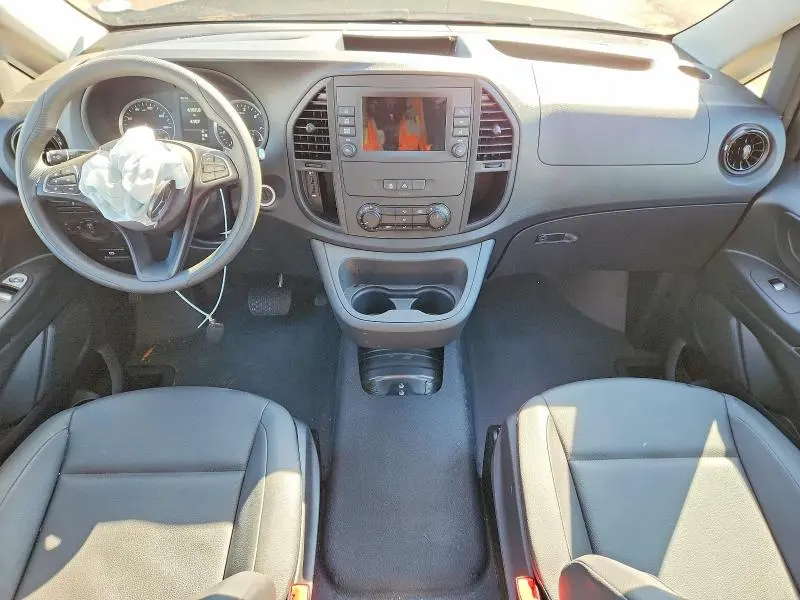 2023 MERCEDES-BENZ METRIS   
