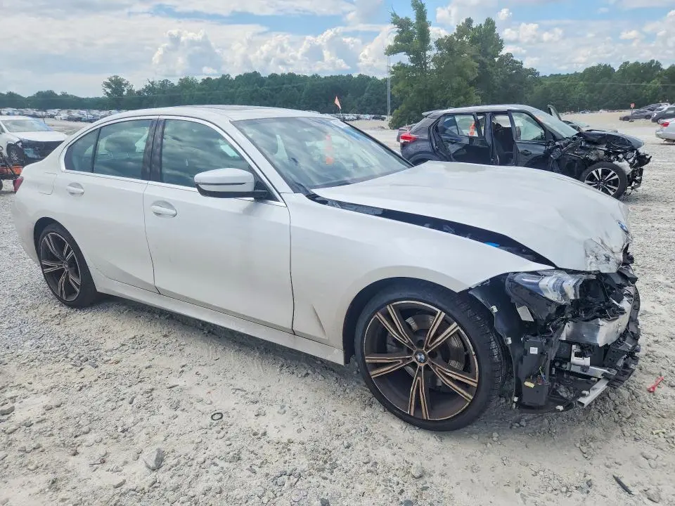 2024 BMW 330I   