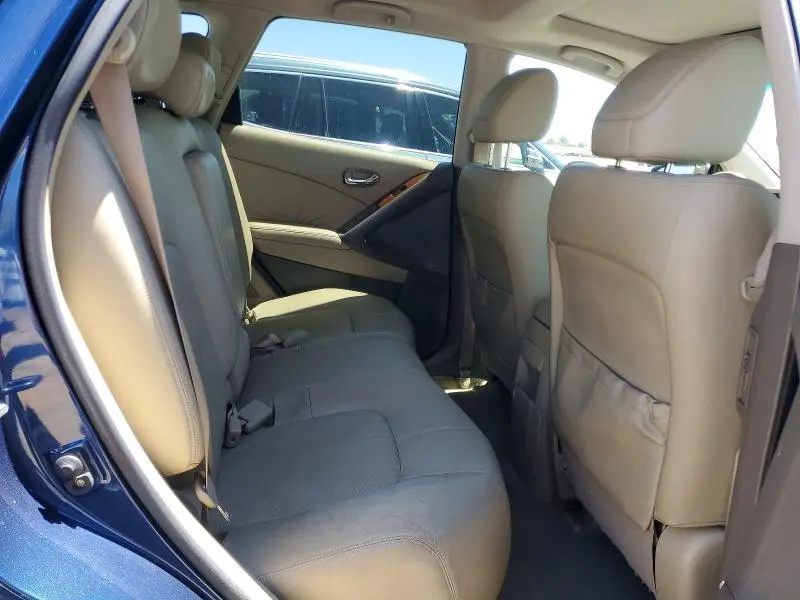 2010 NISSAN MURANO S  
