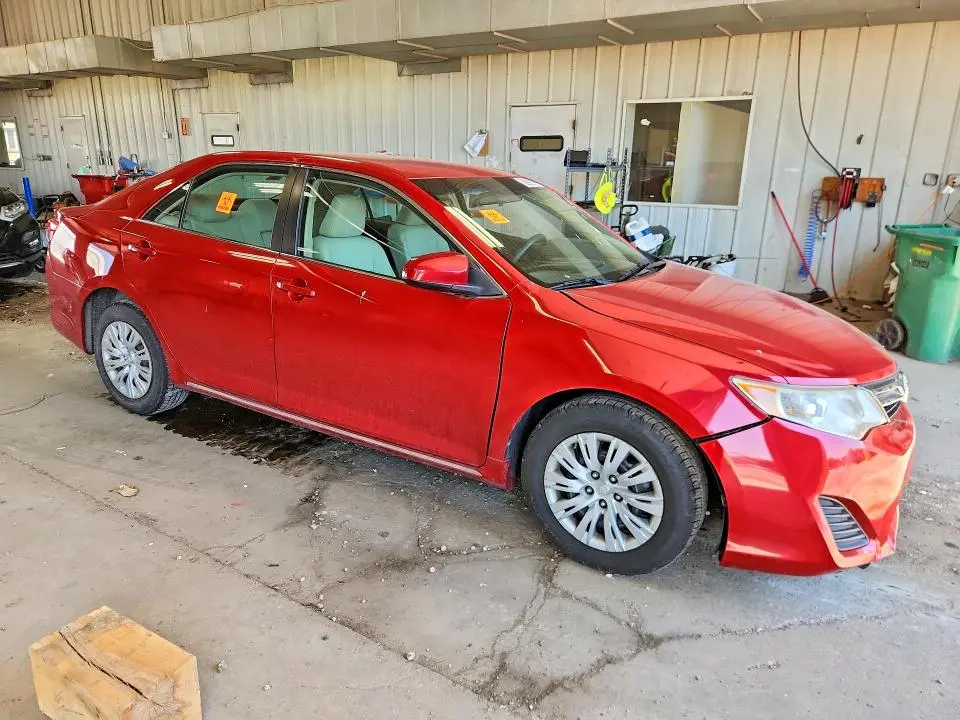 2012 TOYOTA CAMRY LE  