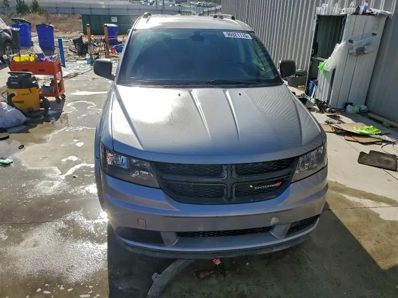 2020 DODGE JOURNEY SE  