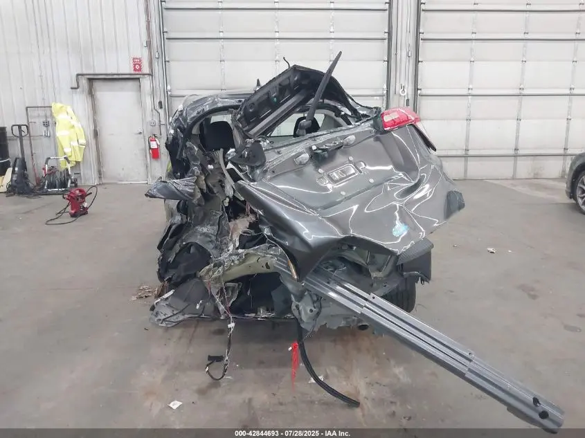 2022 HONDA HR-V 2WD EX