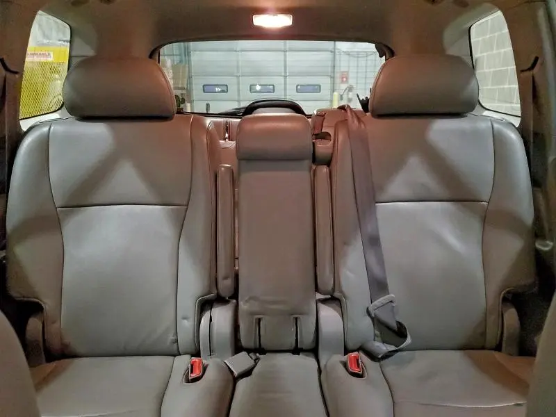 2010 TOYOTA HIGHLANDER LIMITED  