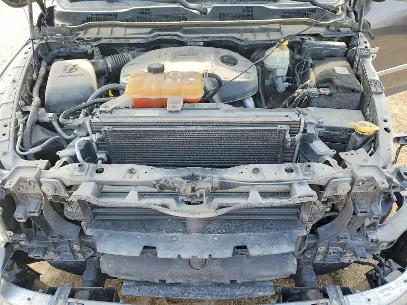 2015 RAM 1500 LARAMIE  