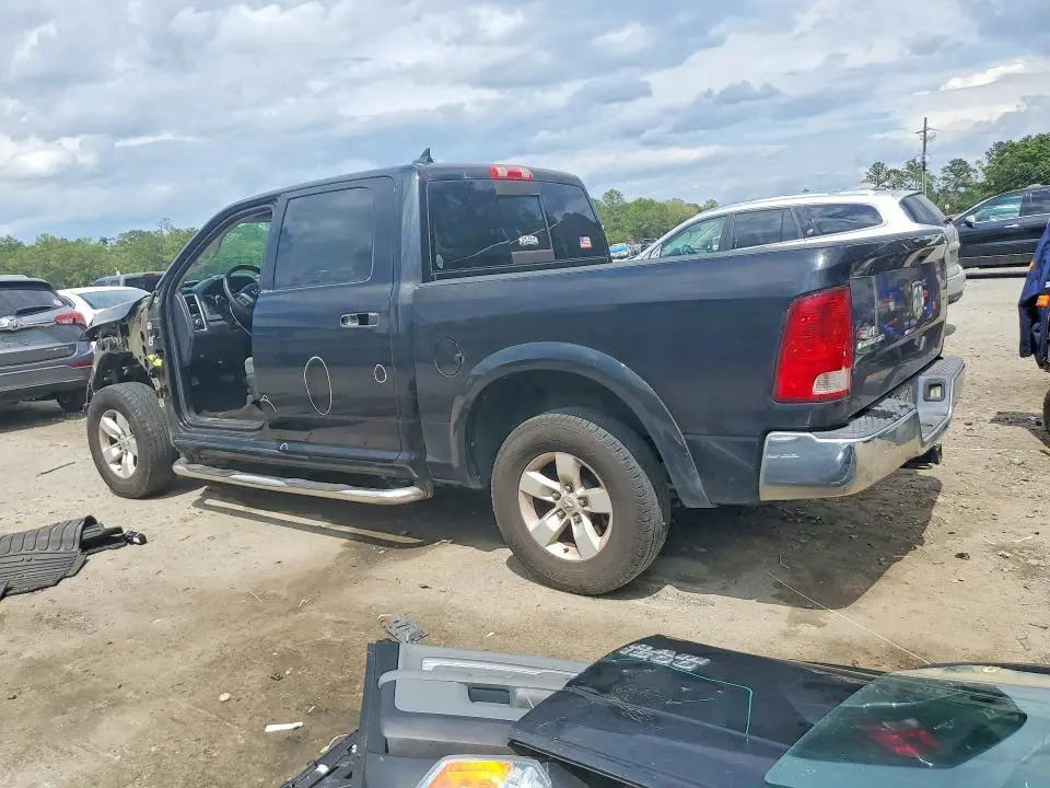 2014 RAM 1500 SLT  
