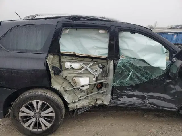 2018 NISSAN PATHFINDER S  