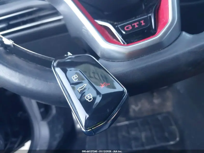 2022 VOLKSWAGEN GOLF GTI 2.0T S