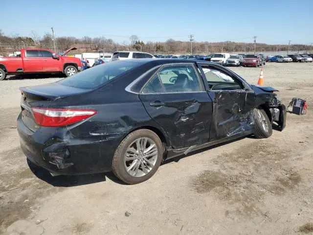 2017 TOYOTA CAMRY LE