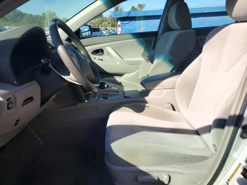 2011 TOYOTA CAMRY LE  