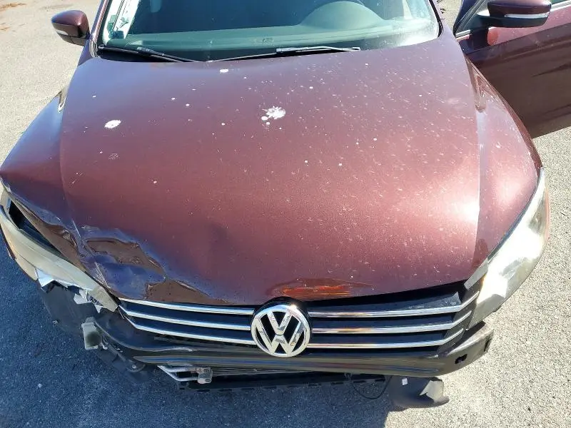 2013 VOLKSWAGEN PASSAT S  