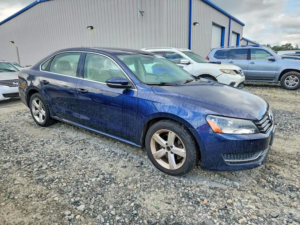 2012 VOLKSWAGEN PASSAT SE  