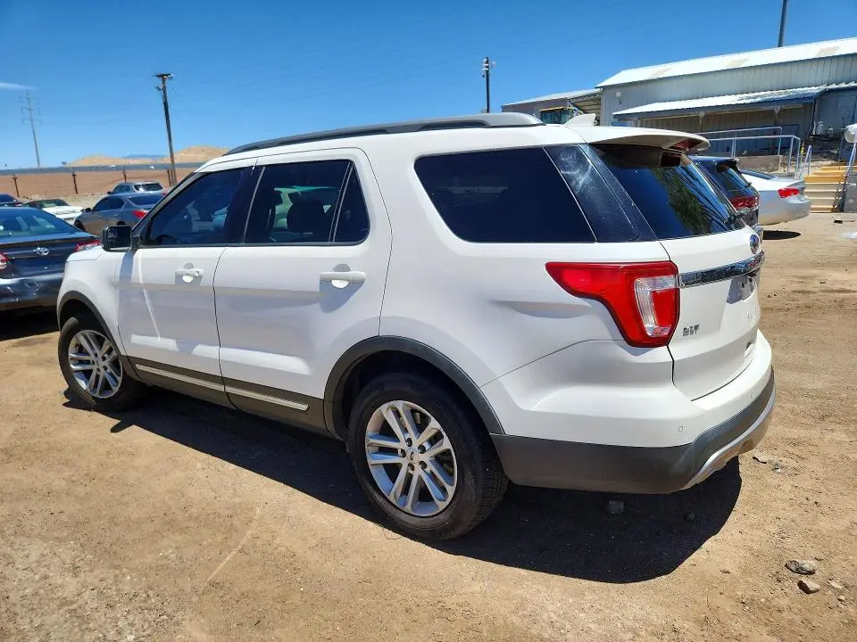 2016 FORD EXPLORER XLT  