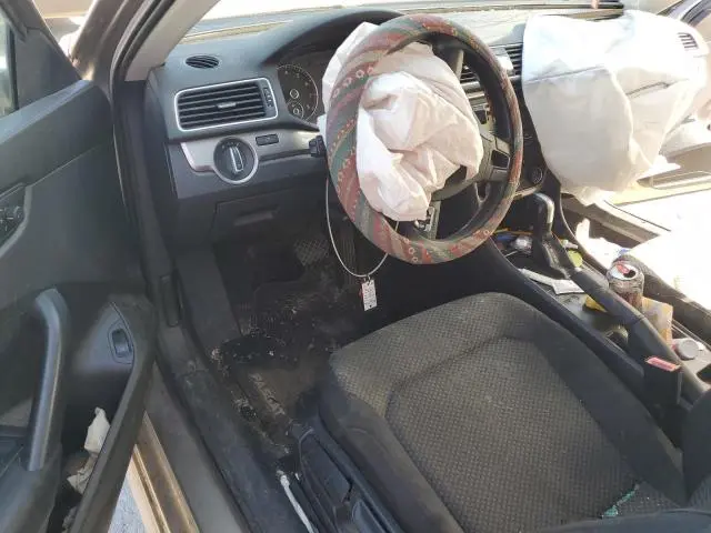 2015 VOLKSWAGEN PASSAT S