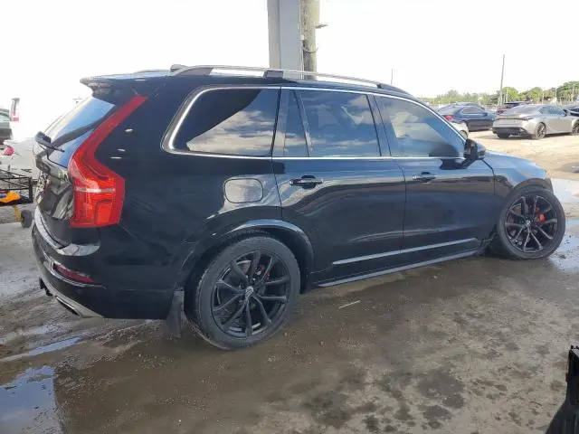 2016 VOLVO XC90 T6
