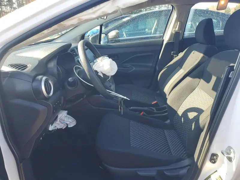 2024 NISSAN VERSA S  