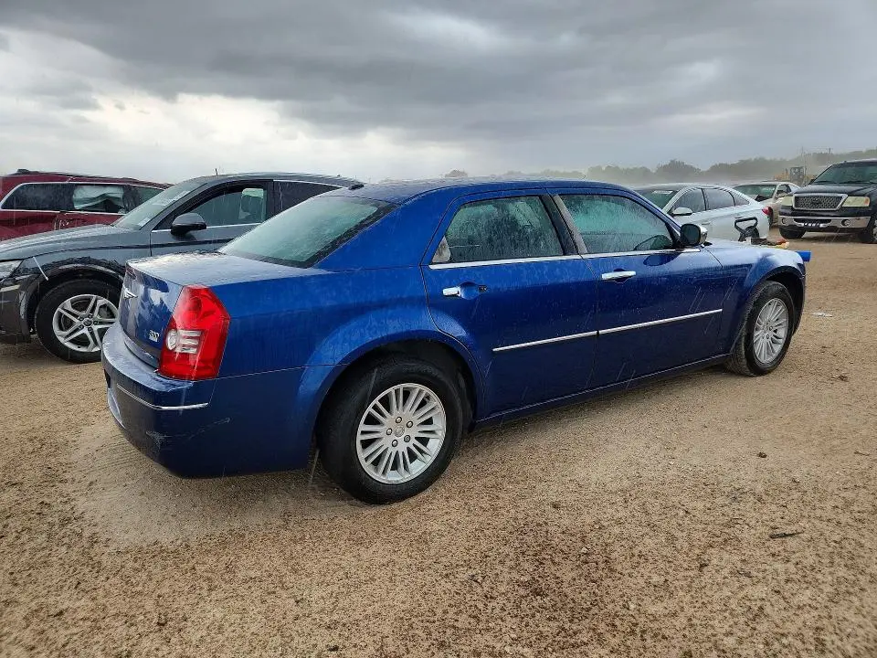 2010 CHRYSLER 300 TOURING  