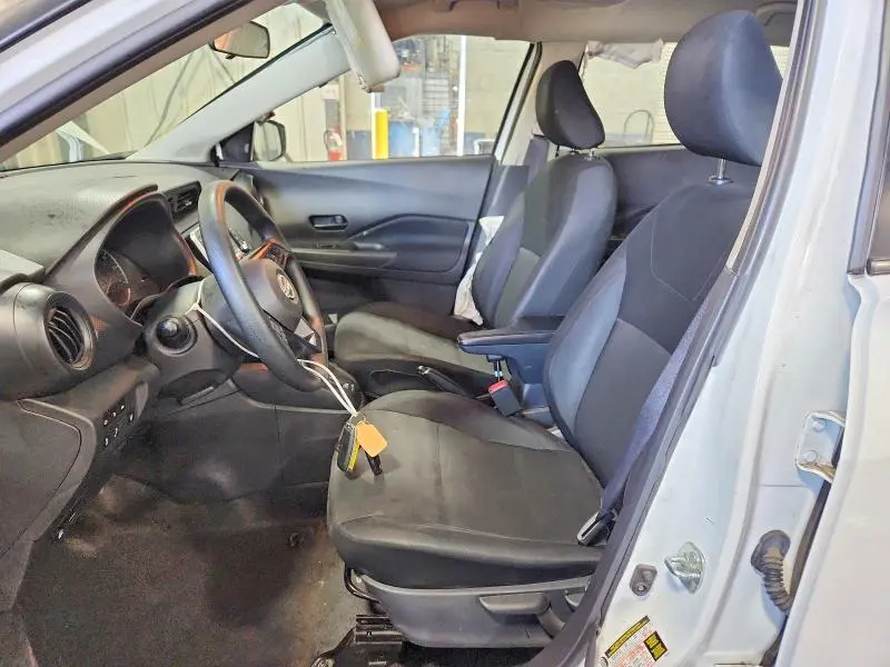 2024 NISSAN KICKS S  