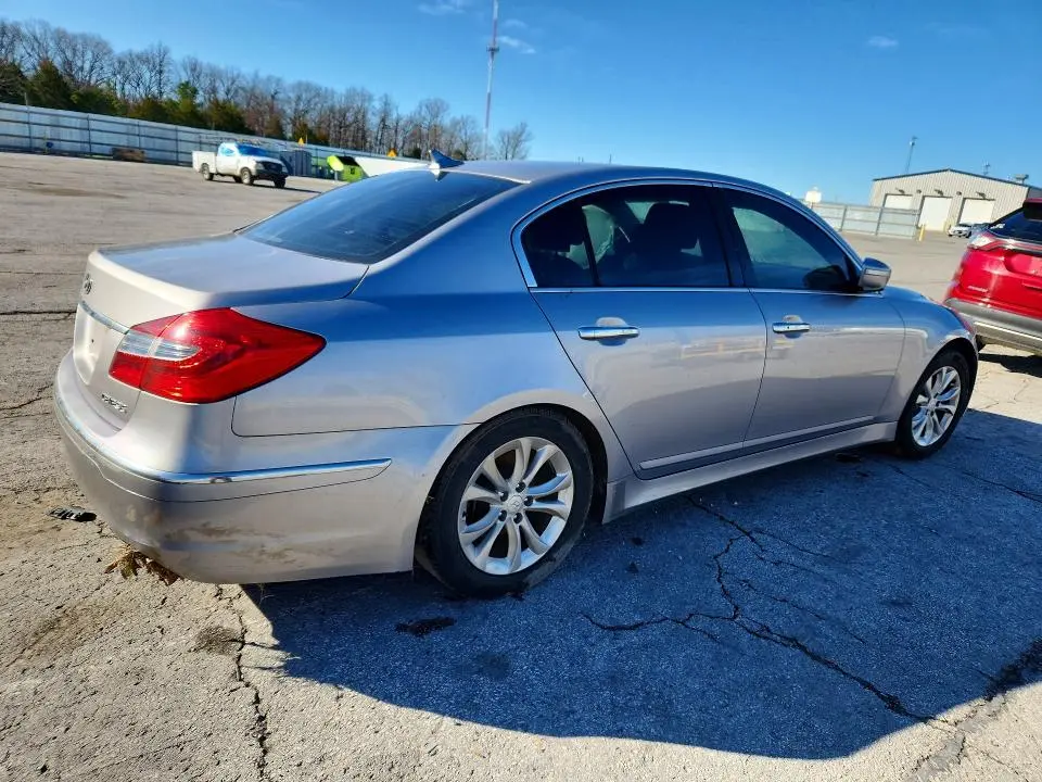 2013 HYUNDAI GENESIS 3.8L  