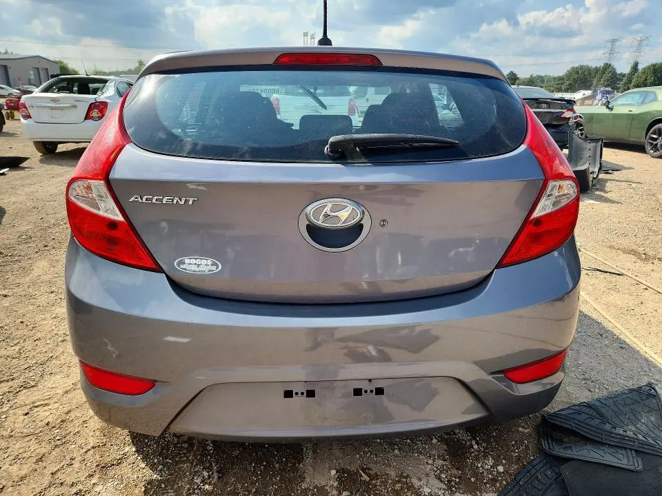 2016 HYUNDAI ACCENT SE  
