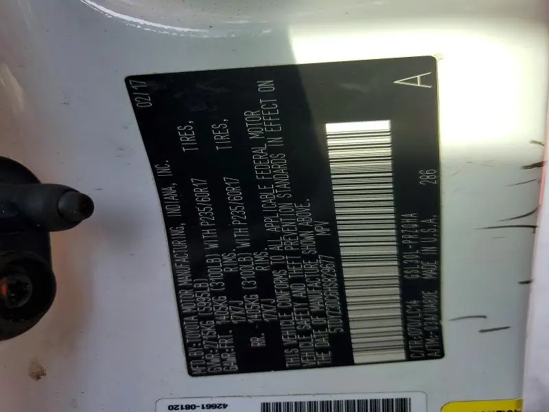 2017 TOYOTA SIENNA XLE  