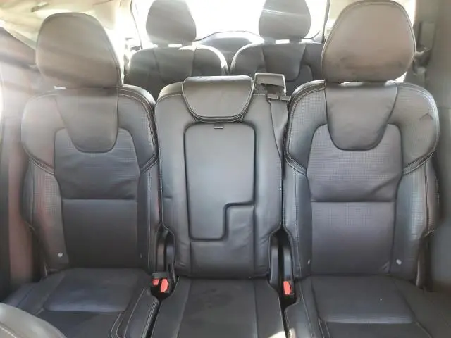 2017 VOLVO XC90 T6