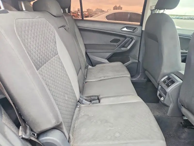 2018 VOLKSWAGEN TIGUAN S  