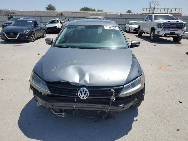 2011 VOLKSWAGEN JETTA SE  