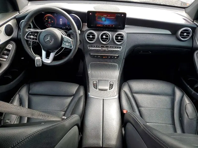 2021 MERCEDES-BENZ GLC 300  