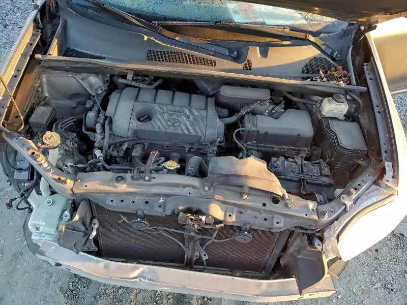 2010 TOYOTA HIGHLANDER   