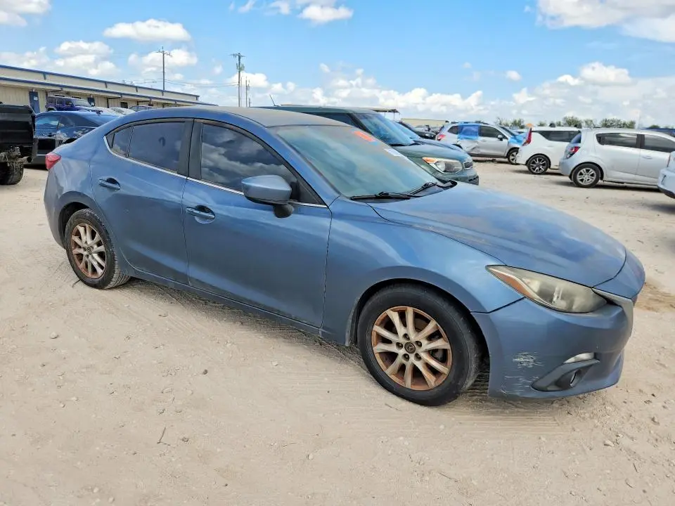 2015 MAZDA 3 TOURING  