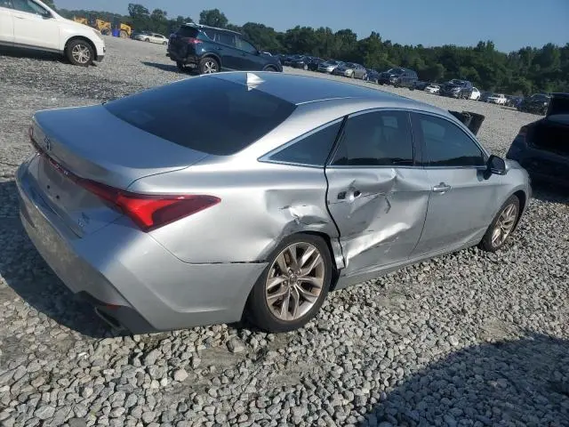 2019 TOYOTA AVALON XLE  