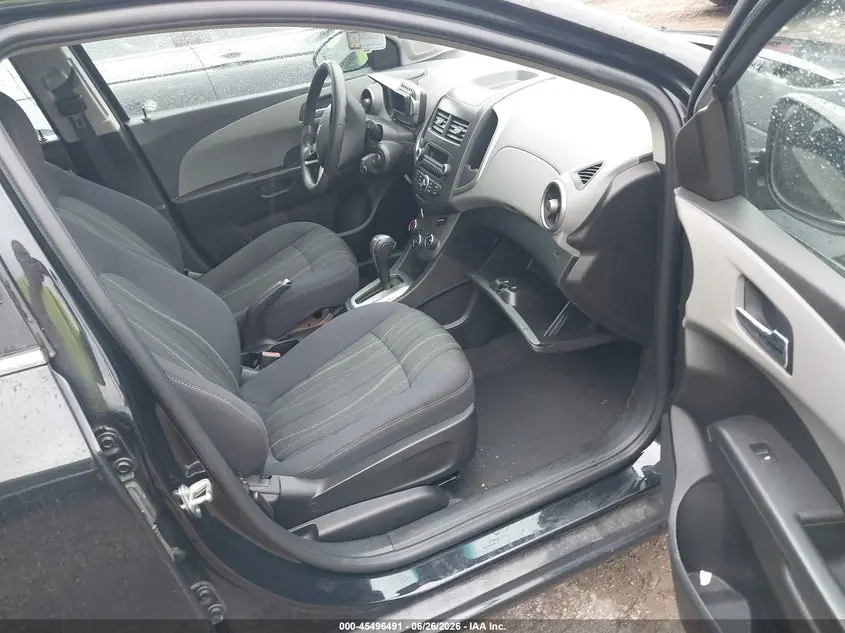 2013 CHEVROLET SONIC LT AUTO