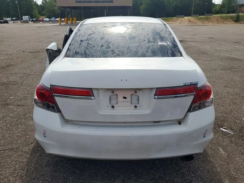 2012 HONDA ACCORD LX  