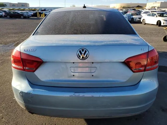 2013 VOLKSWAGEN PASSAT SE  