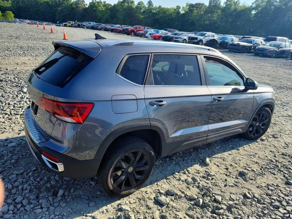 2024 VOLKSWAGEN TAOS SE  