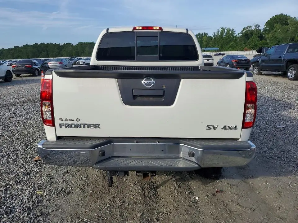 2020 NISSAN FRONTIER SV  