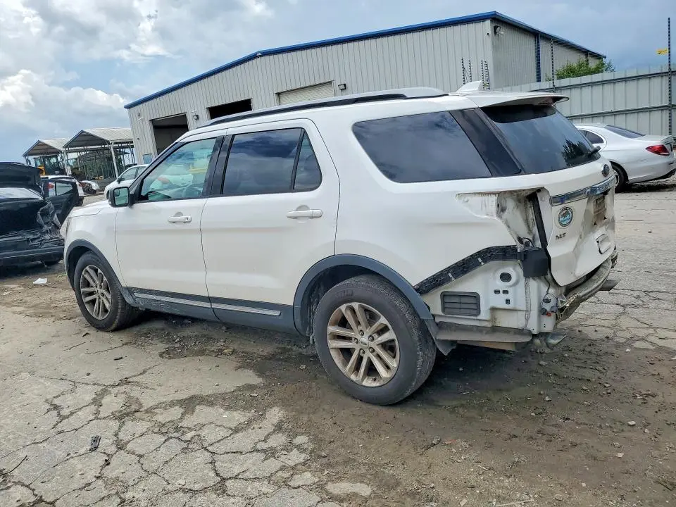 2017 FORD EXPLORER XLT  