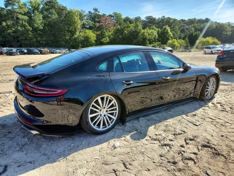 2019 PORSCHE PANAMERA BASE  