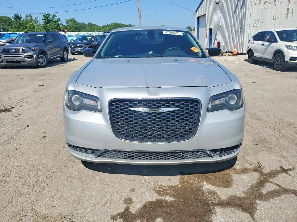 2019 CHRYSLER 300 TOURING  