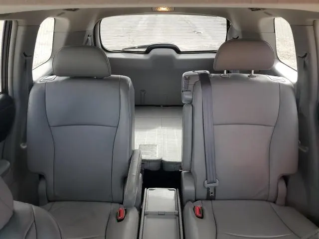 2011 TOYOTA HIGHLANDER BASE  