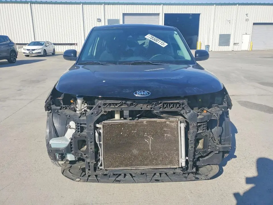 2020 KIA SOUL LX  