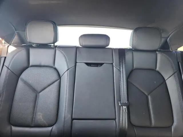 2025 PORSCHE MACAN S  