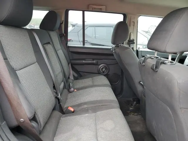 2010 JEEP COMMANDER SPORT  