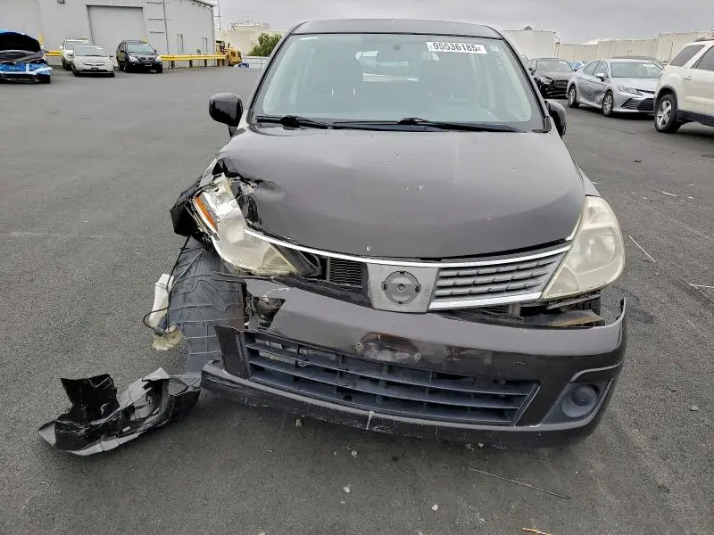 2011 NISSAN VERSA S  