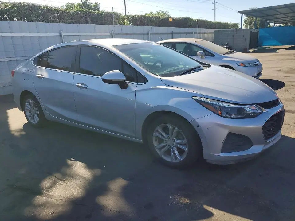 2019 CHEVROLET CRUZE LT  