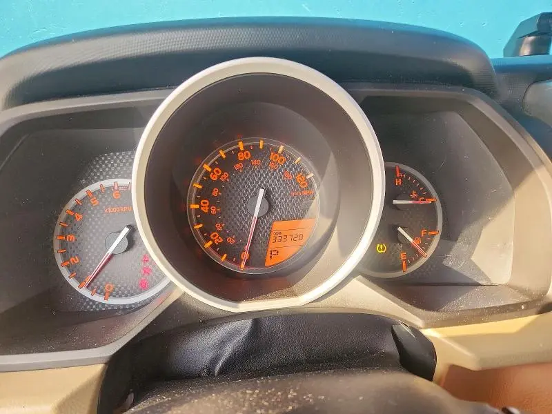 2011 TOYOTA 4RUNNER SR5  